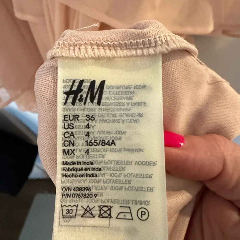 H&M Blush Tiered Maxi Dress - Picture 8 of 9